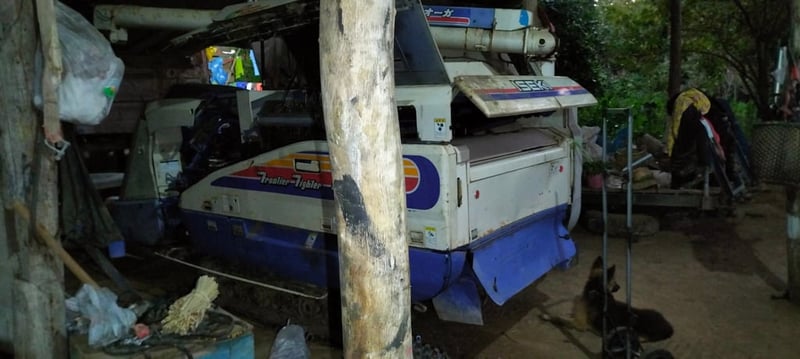 รถเกี่ยวข้าว อิเชกิ 323 