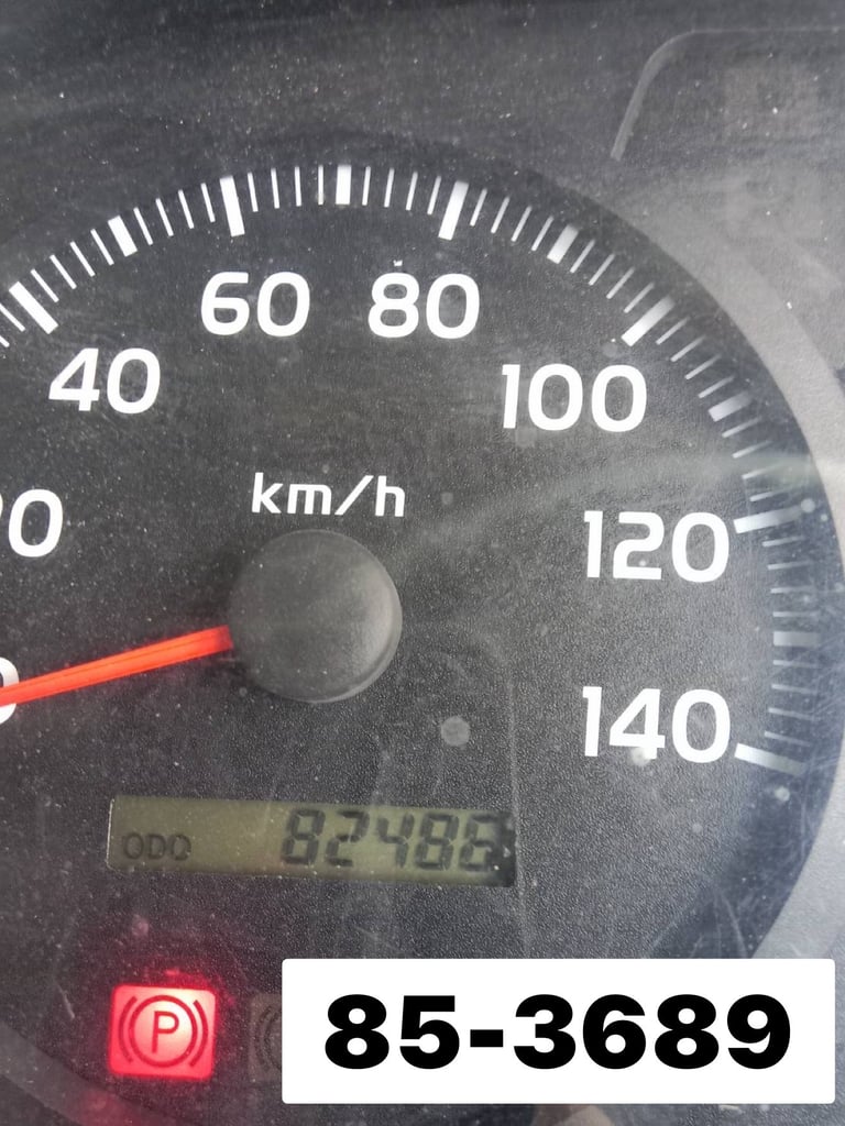 HINO FG 212แรงม้า รถบรรทุก 6ล้อ ตู้แห้ง ปี2012 เลขไมล์น้อยกว่า 100,000 กม. HINO FG 212แรงม้า รถบรรทุก 6ล้อ ตู้แห้ง ปี2012 เลขไมล์น้อยกว่า 100,000 กม.