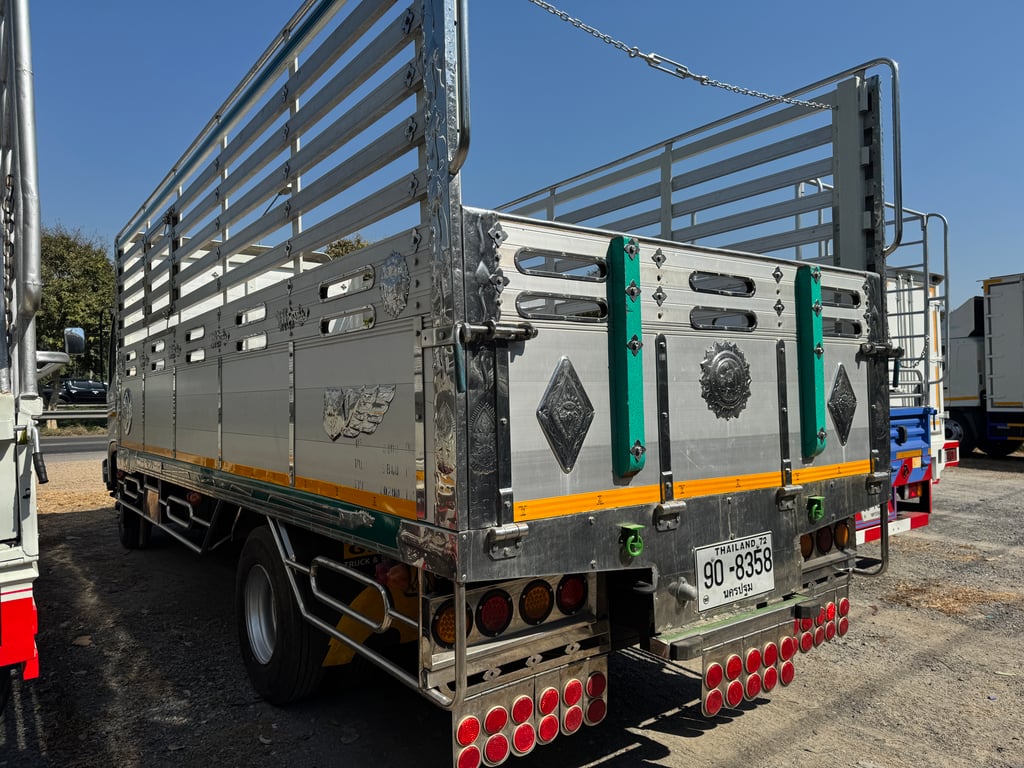 ขายค่ะ ISUZU FRR 190แรงม้า รถบรรทุก 6ล้อ กระบะคอกสูง ปี2018