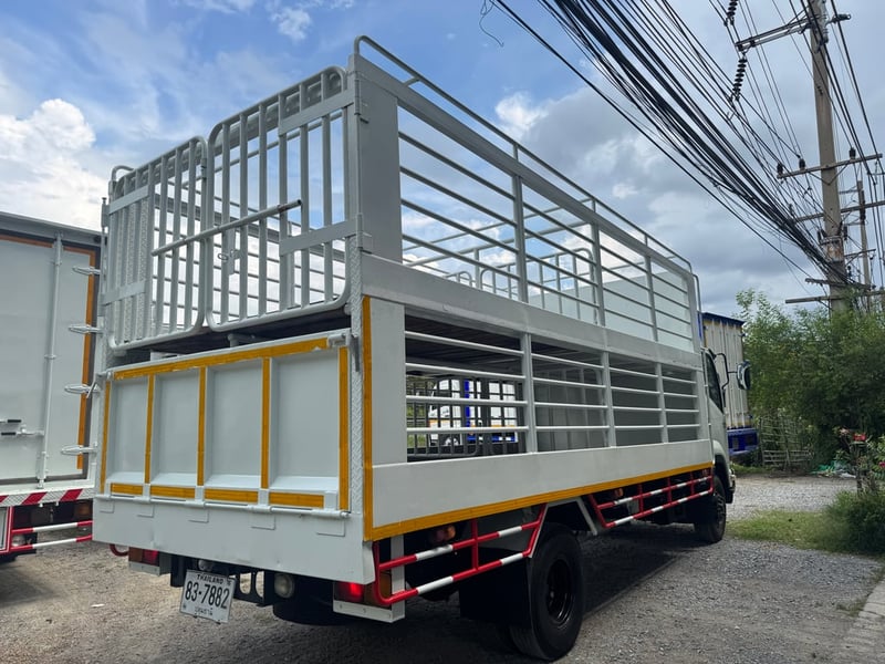 ISUZU FRR รถบรรทุก 6ล้อ รถบรรทุกหมู ปี2016