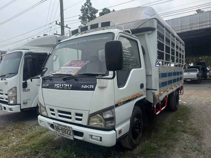 ขายค่ะ ISUZU NKR รถบรรทุก 6ล้อ กระบะคอกสูง ปี2009
