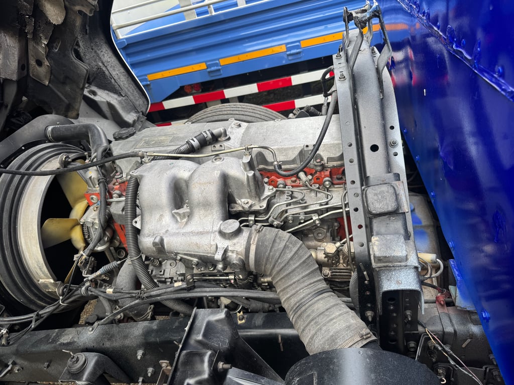 ISUZU FTR200แรง ตู้สิบบานปี2551 ISUZU FTR200แรง ตู้สิบบานปี2551