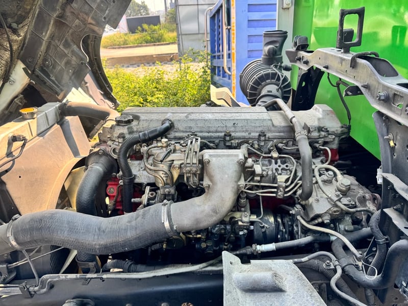 HINO FG 212แรงม้า รถบรรทุก 6ล้อ กระบะคอกสูง ปี2004