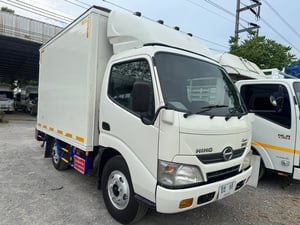 HINO XZU รถบรรทุก 4ล้อ ตู้แห้ง ปี2012