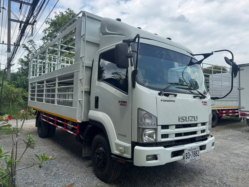 ISUZU FRR รถบรรทุก 6ล้อ รถบรรทุกหมู ปี2016