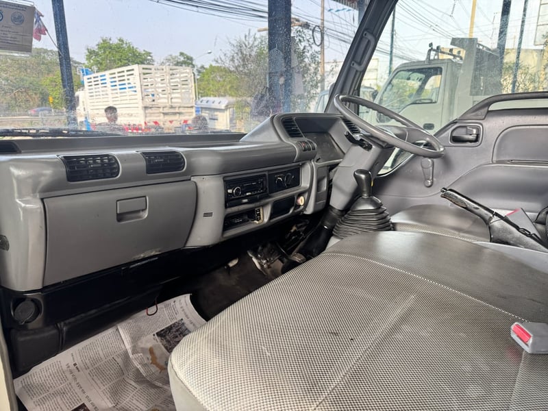 ISUZU NKR รถบรรทุก 4ล้อ กระบะเหล็ก ปี2007