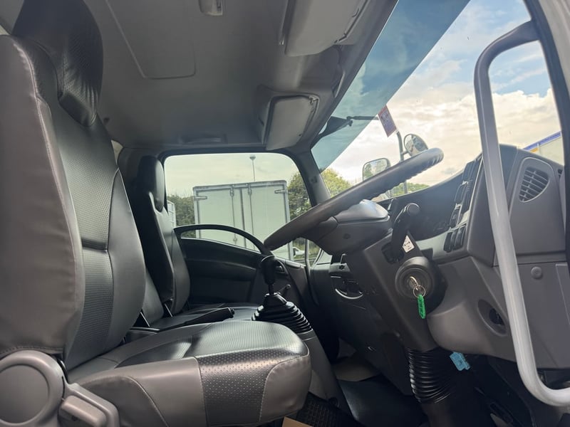 ISUZU FRR รถบรรทุก 6ล้อ รถบรรทุกหมู ปี2016