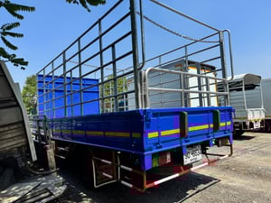 ISUZU NPR รถบรรทุก 6ล้อ กระบะคอกสูง ปี2005 ISUZU NPR รถบรรทุก 6ล้อ กระบะคอกสูง ปี2005