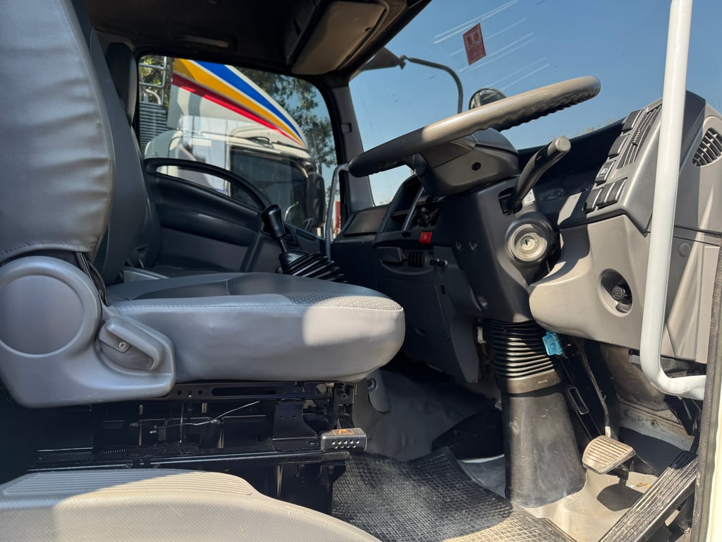 ขายค่ะ ISUZU FRR 190แรงม้า รถบรรทุก 6ล้อ กระบะคอกสูง ปี2018