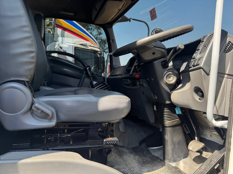 ขายค่ะ ISUZU FRR 190แรงม้า รถบรรทุก 6ล้อ กระบะคอกสูง ปี2018