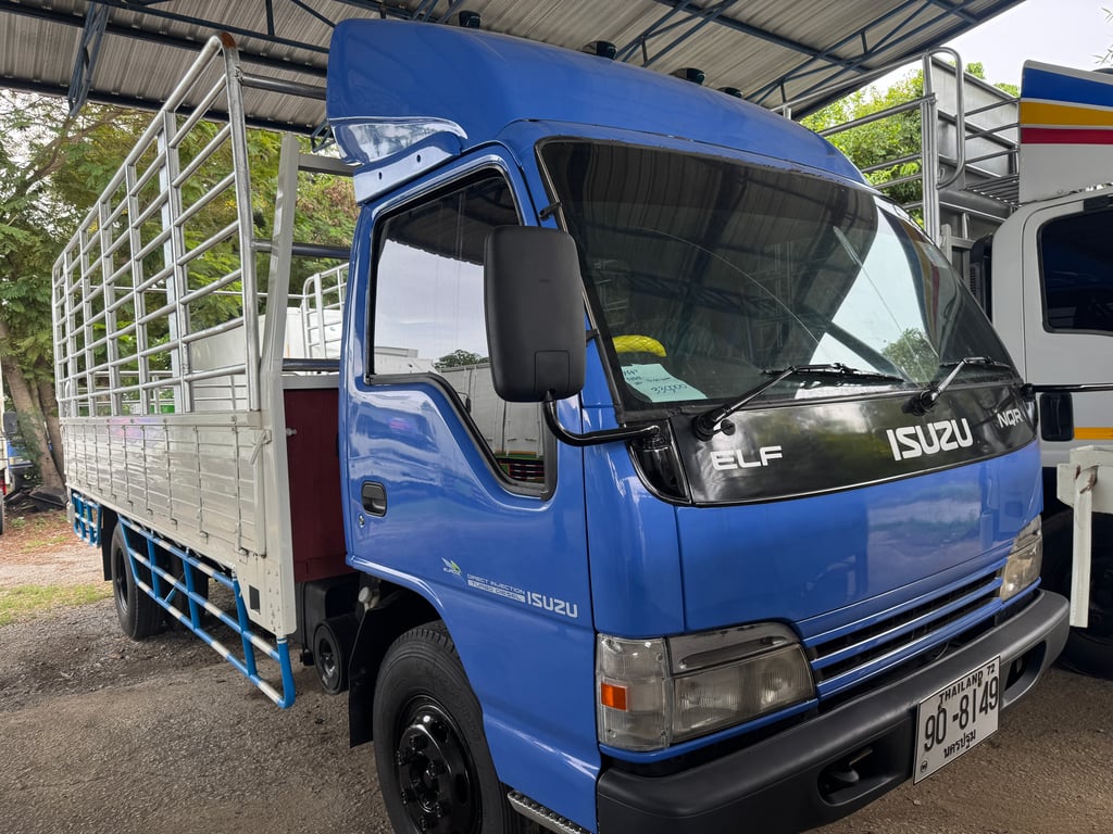 ISUZU NQR 150แรงม้า รถบรรทุก 6ล้อ กระบะคอกสูง ปี2004