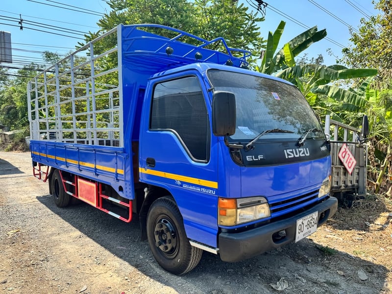 ISUZU NPR รถบรรทุก 6ล้อ กระบะคอกสูง ปี2005