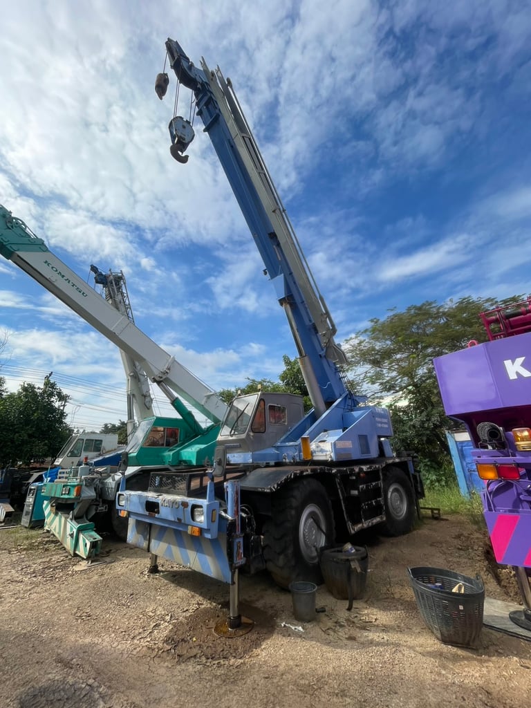 ขายด่วน รถเครน KATO KR25H-IIIL (25 ตัน) มีเอกสาร Invoice เจ้าของขายเอง ขายด่วน รถเครน KATO KR25H-IIIL (25 ตัน) มีเอกสาร Invoice เจ้าของขายเอง