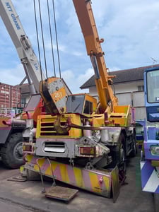 ขายด่วน รถเครน KOBELCO LW250-2 (25 ตัน) มีเอกสาร Invoice เจ้าของขายเอง