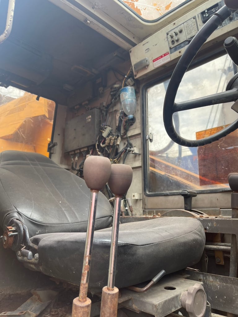 ขายด่วน รถเครน KOBELCO LW250-2 (25 ตัน) มีเอกสาร Invoice เจ้าของขายเอง ขายด่วน รถเครน KOBELCO LW250-2 (25 ตัน) มีเอกสาร Invoice เจ้าของขายเอง