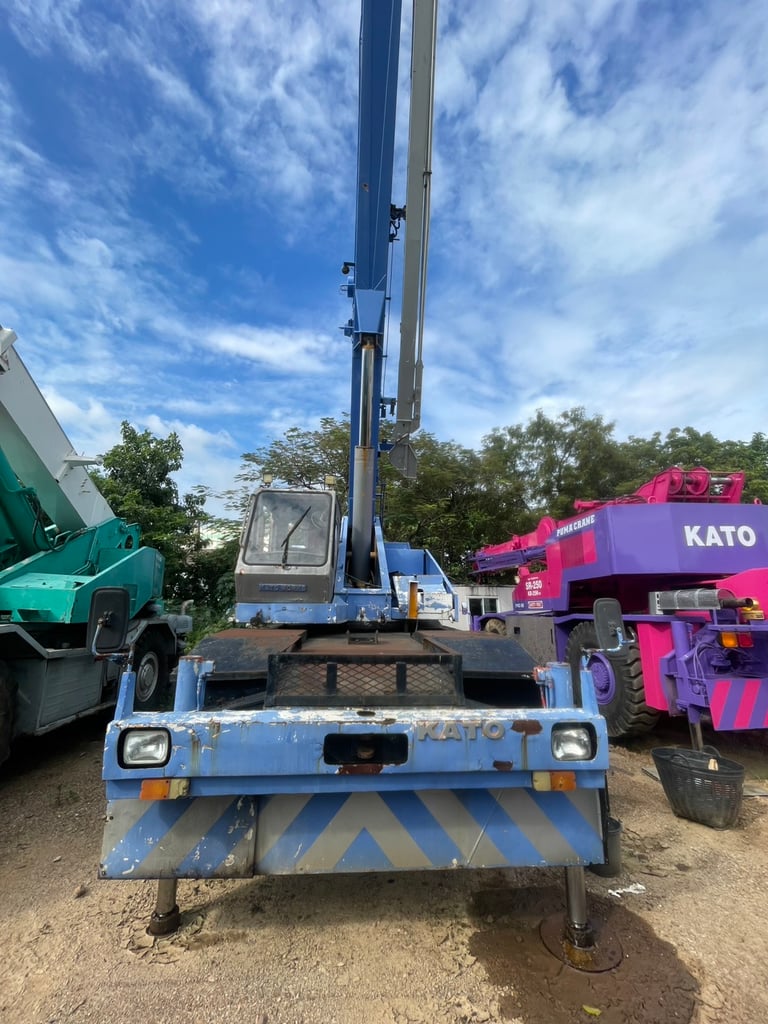 ขายด่วน รถเครน KATO KR25H-IIIL (25 ตัน) มีเอกสาร Invoice เจ้าของขายเอง ขายด่วน รถเครน KATO KR25H-IIIL (25 ตัน) มีเอกสาร Invoice เจ้าของขายเอง