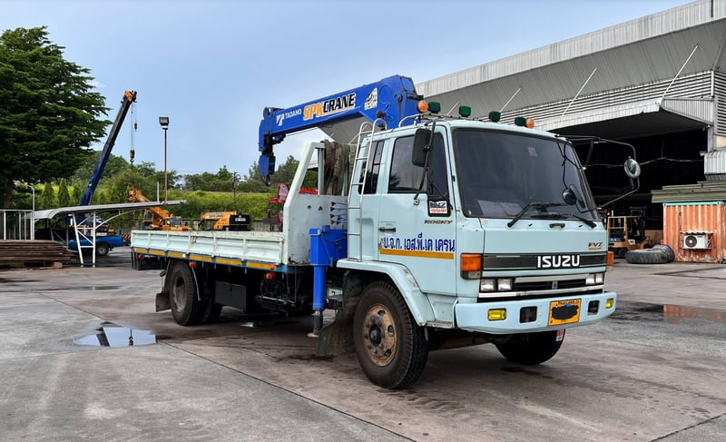 รถเฮี๊ยบ 6 ล้อ สภาพเนี๊ยบ รถห้างมือเดียว เอกสารครบ.