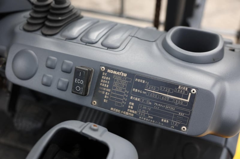 รถฟอร์คลิฟท์  komatsu FG20C-17 ขนาด 2 ตัน มือสองจากญี่ปุ่น 