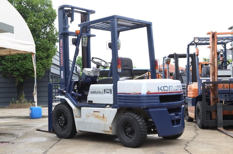 รถโฟล์คลิฟท์ KOMATSU FG25-11 ขนาด 2.5 ตัน มือสองจากญี่ปุ่น 
