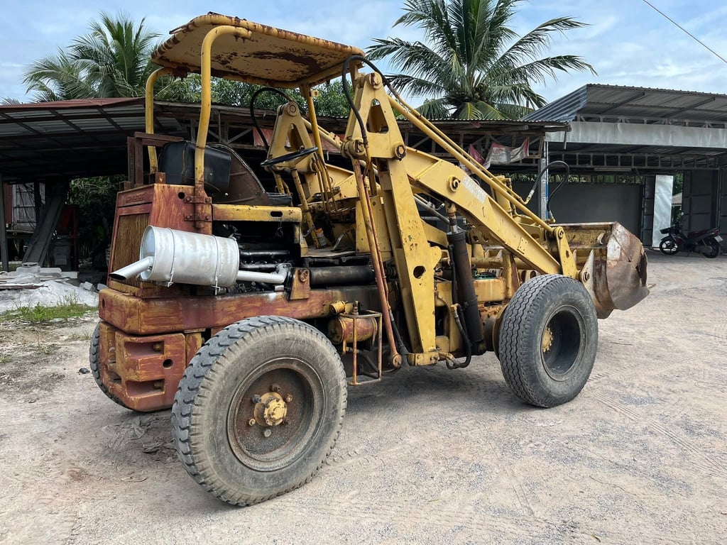 รถตัก โคมัตสุ SD20  รถตัก โคมัตสุ SD20