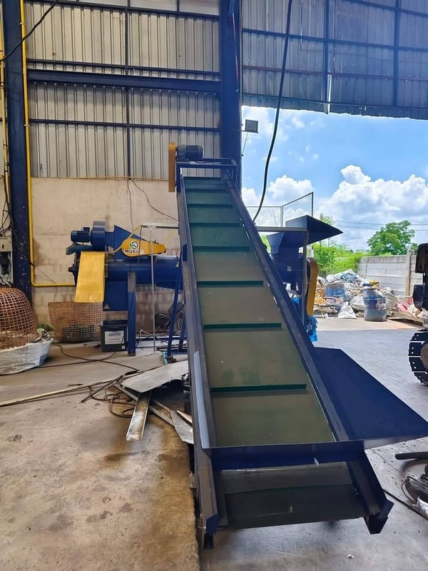 เครื่องบดพลาสติก เครื่องจักรรีไซเคิลพลาสติก