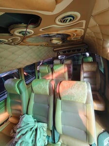 ขายรถตู้ VIP ขายรถตู้ VIP