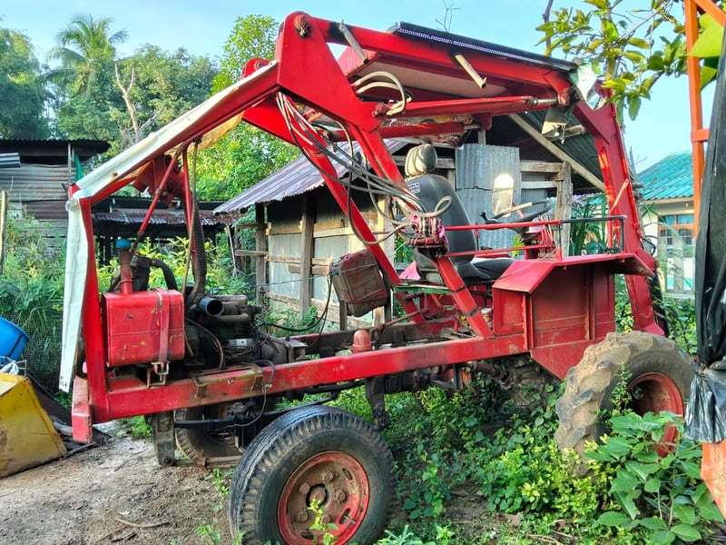 ขายรถคีบอ้อยไทยประดิษฐ์