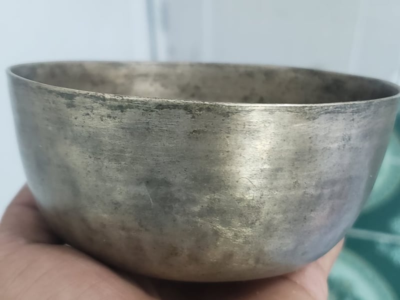 ขายขันลงหิน งานตีมือโบราณ