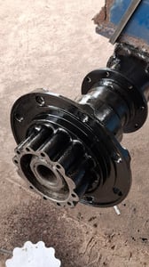 เสื้อเพลารถสิบล้อ isuzu TX สำหรับทำสาลีลากจูงรถไถ