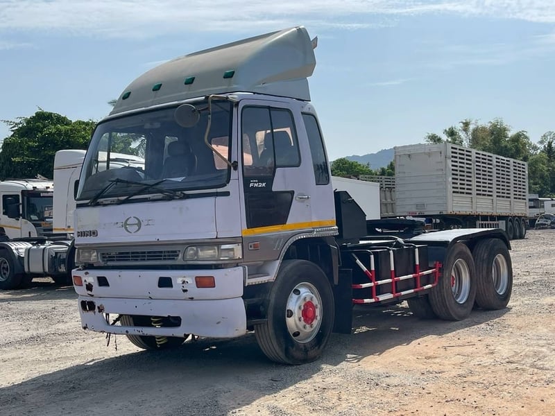 HINO FM3M 240แรงม้า รถบรรทุก 10ล้อ หัวลาก เฉพาะหัว ปี2002 HINO FM3M 240แรงม้า รถบรรทุก 10ล้อ หัวลาก เฉพาะหัว ปี2002