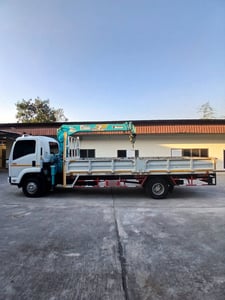 ขายด่วน รถ 6 ล้อติดเครน ISUZU FRR 210 ปี 63 (เจ้าของขายเอง) 