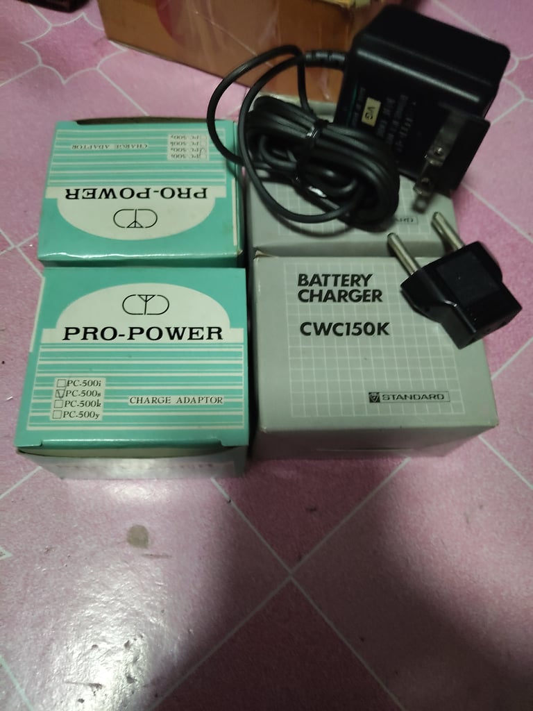 แท่นชาติแบ็ตเตอรี่BATTERY CHARGER  CWC150K  STANDARD