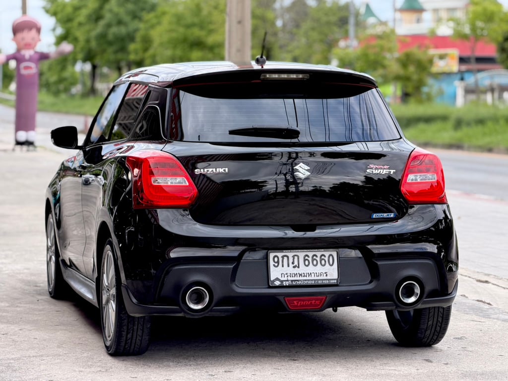 Suzuki Swift 1.2GLX Sports Edition รุ่นแต่งพิเศษจากศูนย์ Suzuki Swift 1.2GLX Sports Edition รุ่นแต่งพิเศษจากศูนย์