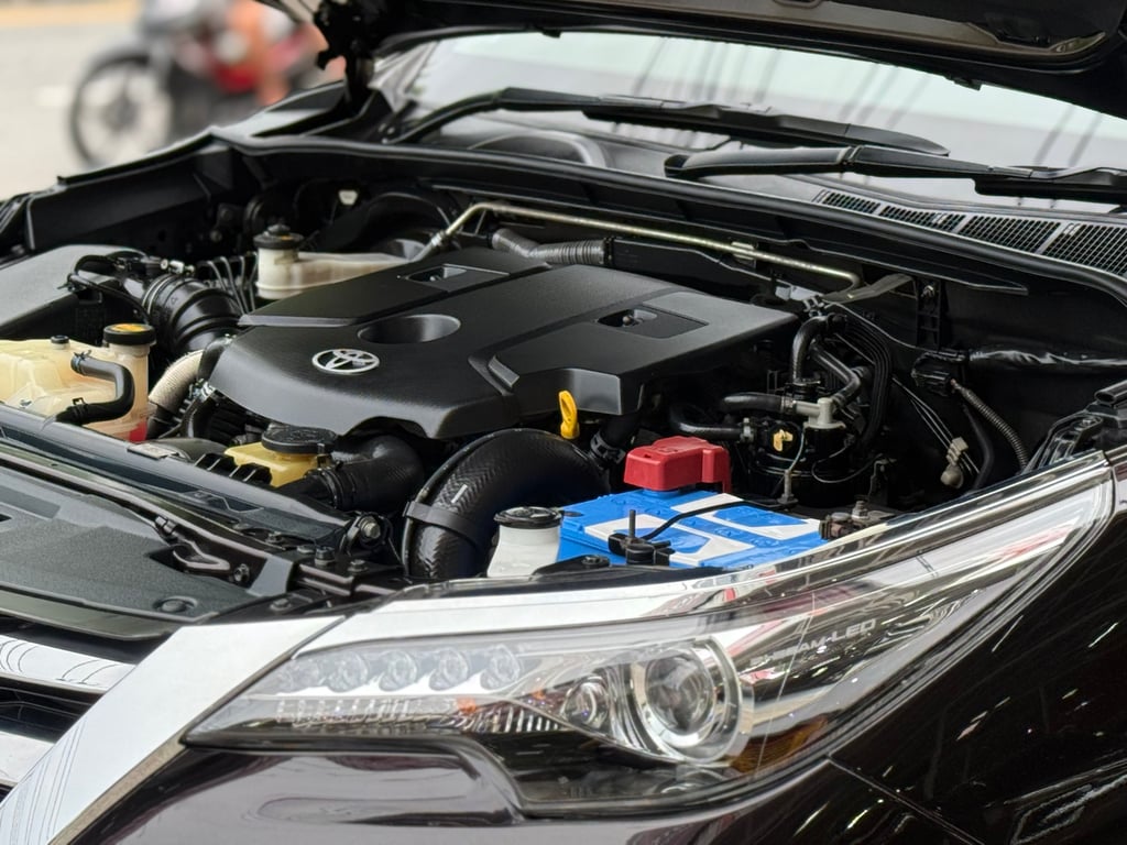 Fortuner 2.4V 2WD มือเดียวป้ายแดงซื้อสด ไม่เคยชนเลย