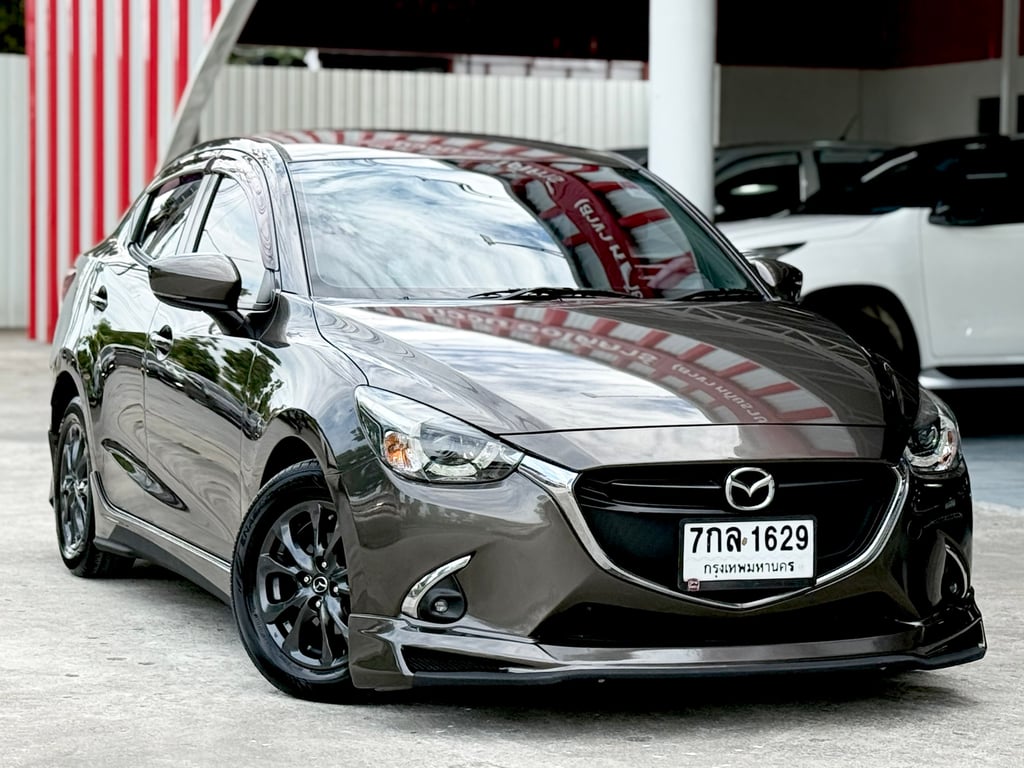 Mazda2 Skyactiv 1.3 High Plus มือเดียว รุ่นTopสุด Mazda2 Skyactiv 1.3 High Plus มือเดียว รุ่นTopสุด