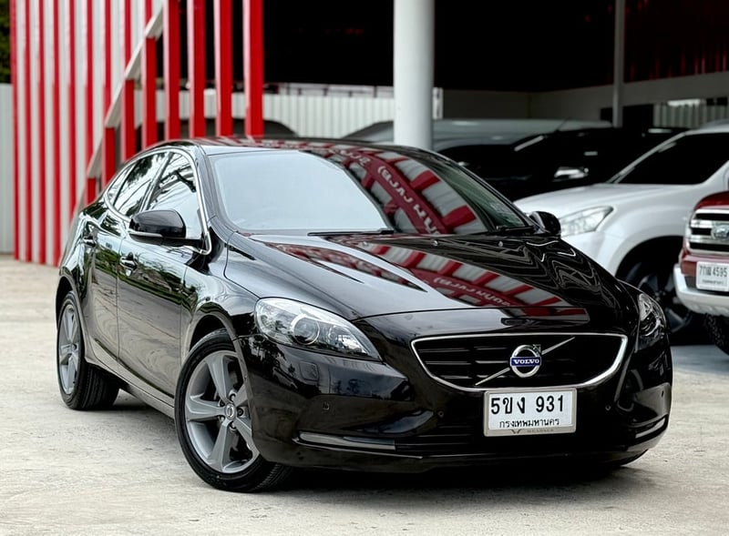 V40 T5 S Turbo ไม่เคยชนเลย น็อตเดิมทั้งคัน