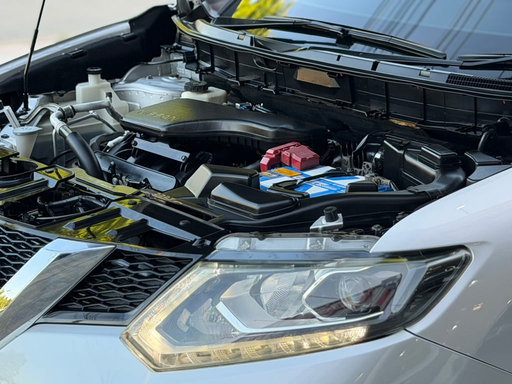 Nissan X-Trail 2.0V มือเดียว Top Option ขับ4WD 7ที่นั่ง Nissan X-Trail 2.0V มือเดียว Top Option ขับ4WD 7ที่นั่ง