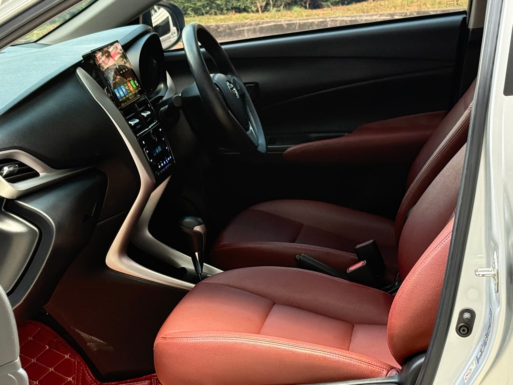 Toyota Yaris Ativ 1.2E แต่งTop มือเดียว ใช้น้อย ไม่เคยชน Toyota Yaris Ativ 1.2E แต่งTop มือเดียว ใช้น้อย ไม่เคยชน