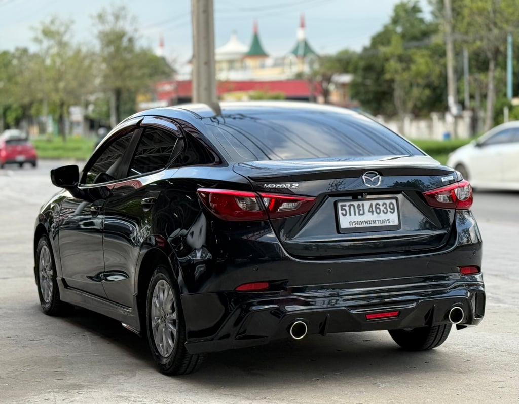 Mazda 2 Skyactiv 1.3 High Connect มือเดียว ไม่เคยชน Mazda 2 Skyactiv 1.3 High Connect มือเดียว ไม่เคยชน