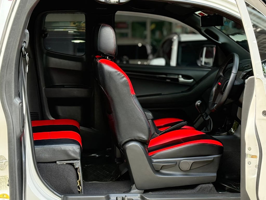 Isuzu Dmax 2.5MT X-Series มือเดียว ตัวแต่งพิเศษ สภาพสวยมาก