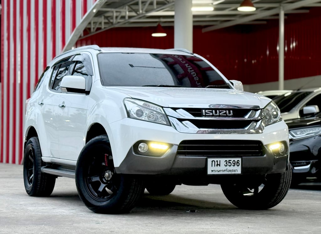 ISUZU MU-X 1.9 DVD มือเดียวสวยกริ๊ป ไม่เคยชนแม้แต่นิด
