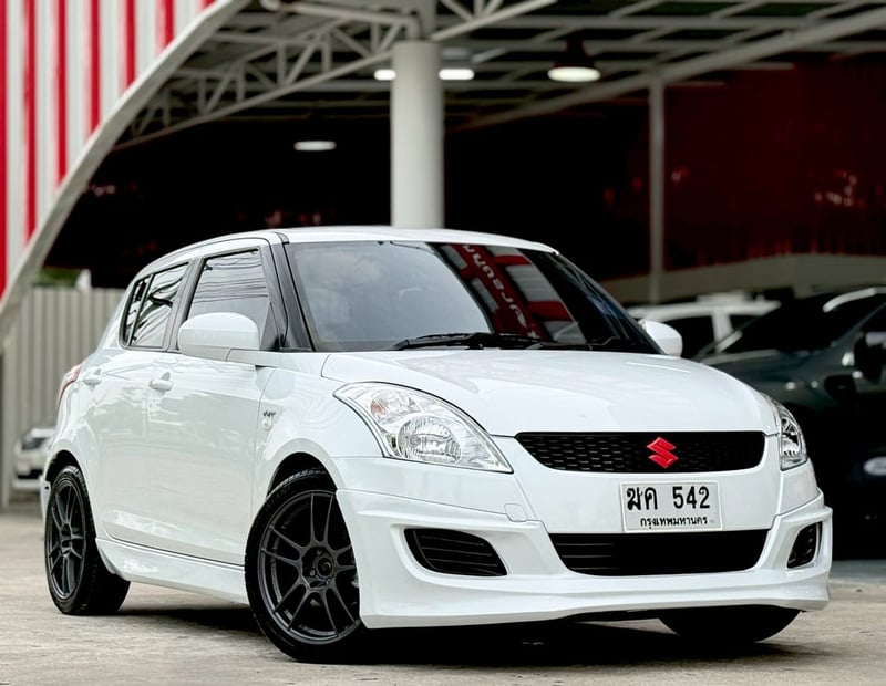 Suzuki Swift 1.2GL มือเดียว ไม่เคยชน สวยมีเสน่ห์มาก