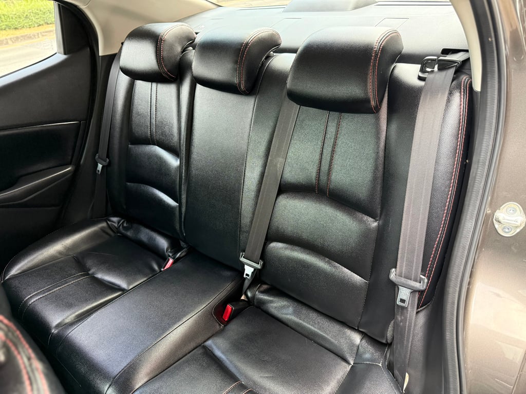 Mazda2 Skyactiv 1.3 High Plus มือเดียว รุ่นTopสุด Mazda2 Skyactiv 1.3 High Plus มือเดียว รุ่นTopสุด