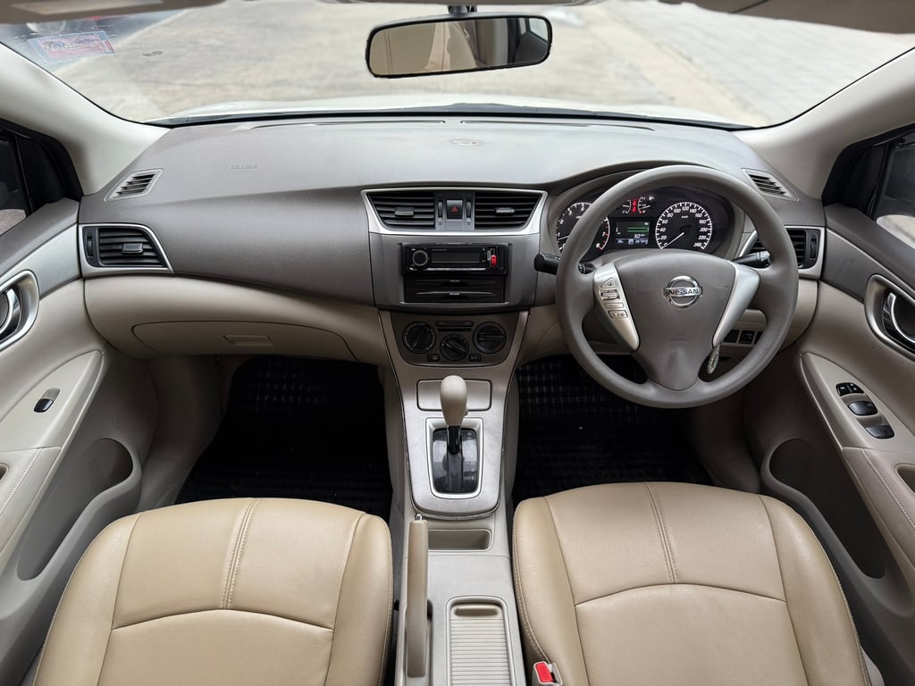 Nissan Sylphy 1.6V สีสวย ภายในสะอาด ช่วงล่างสมบูรณ์