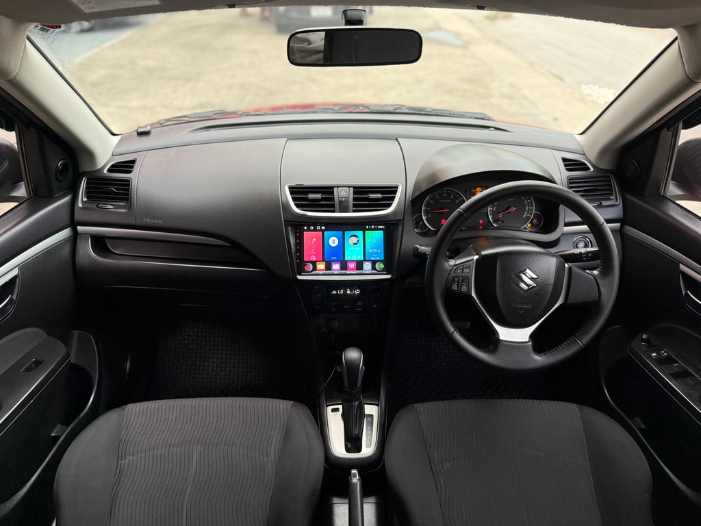 Suzuki Swift 1.2GLX Top มือเดียว ภายในสด ช่วงล่างเป๊ะ Suzuki Swift 1.2GLX Top มือเดียว ภายในสด ช่วงล่างเป๊ะ