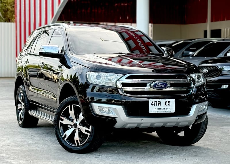 Ford Everest 3.2 Titanium Plus 4WD Sunroof Top สุดในรุ่น
