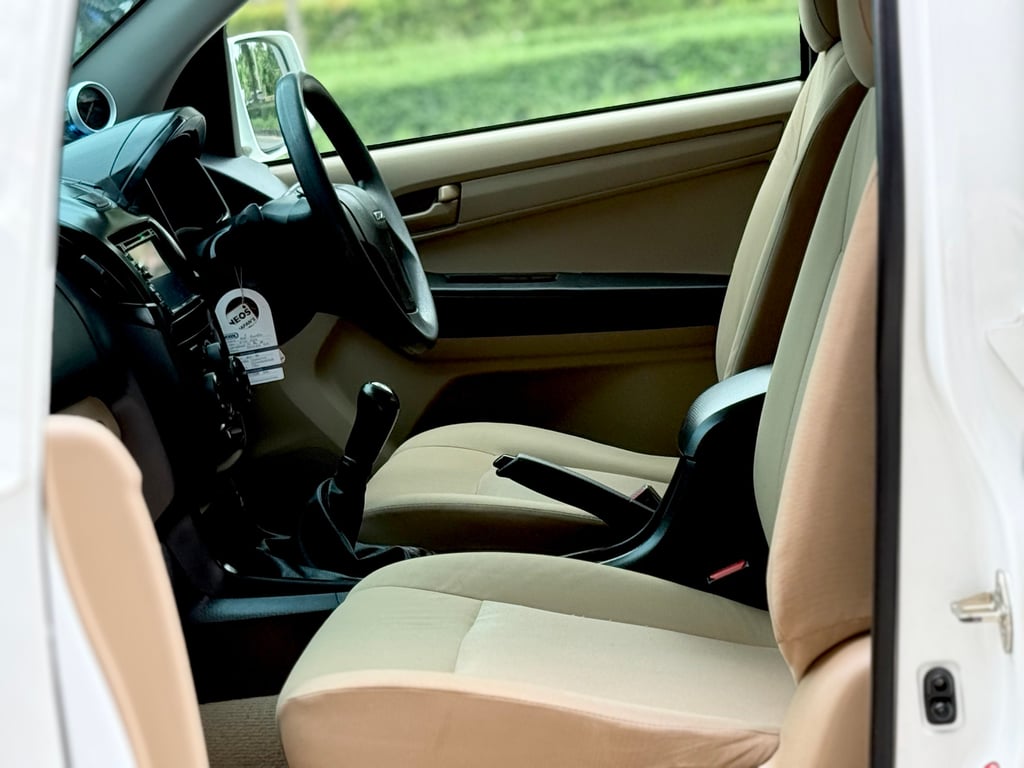 Dmax 1.9 Cab4 เเต่งสวยมีเสน่ห์ ไม่เคยชน พร้อมใช้