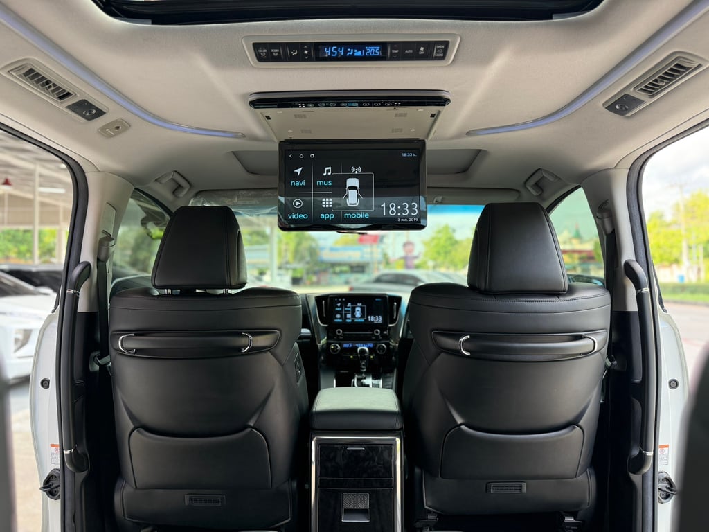Alphard 2.5 SC Package น้ำมันล้วน เดิมสนิท ไม่เคยชน