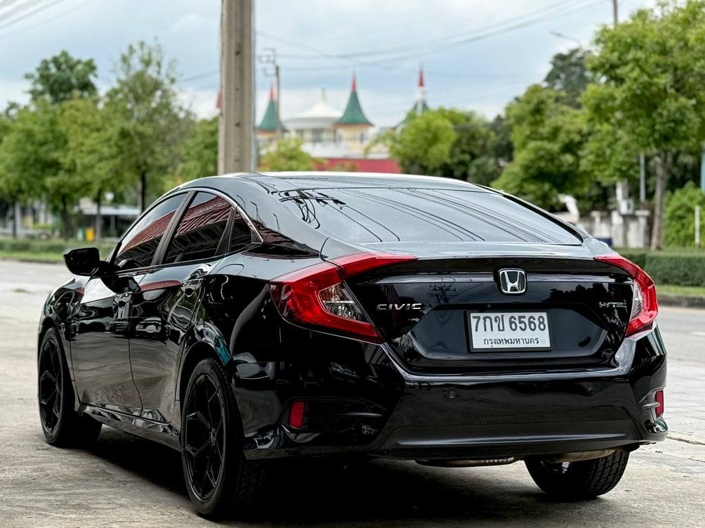 Honda Civic FC 1.8EL มือเดียว ไม่เคยชน แม็ก+ยางใหม่ๆพึ่งใส่