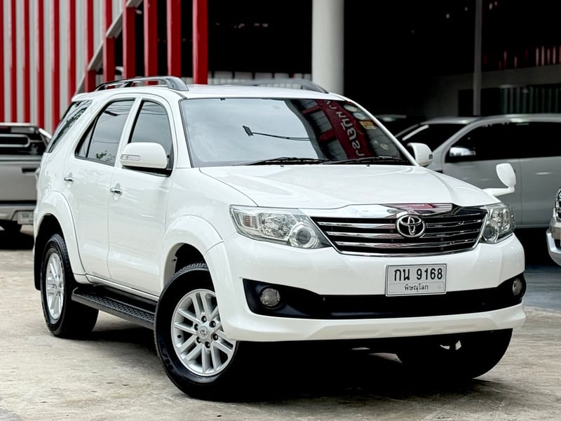 Fortuner 2.7V เครื่องเบนซิน มือเดียว สวย ไม่เคยชน